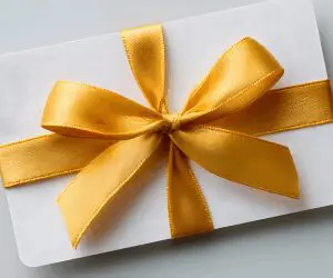 Holiday Cheer, the Easy Way: Why Gift Cards Are a Win-Win for Your Bank